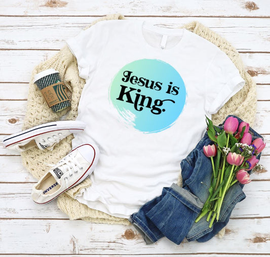 Jesus is King Shirt T-shirt Lord is Light White S 